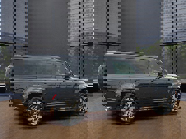New 2026 Land Rover Defender 130 V8 image 9