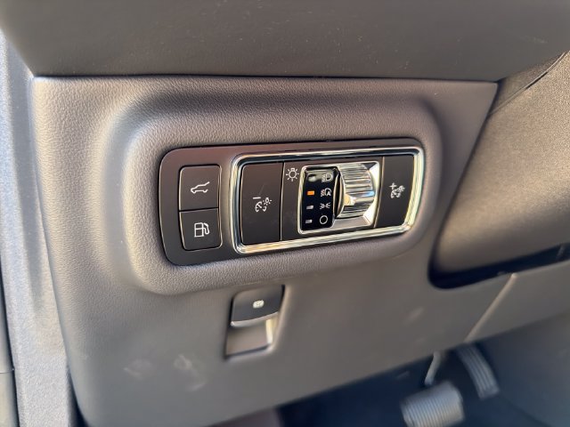 New 2026 Lincoln Nautilus Reserve AWD/4WD image 21