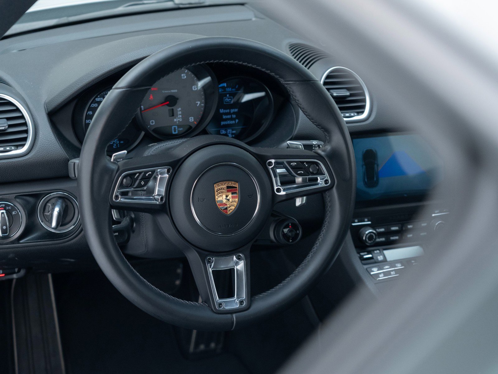 Certified 2025 Porsche 718 Cayman S RWD image 19