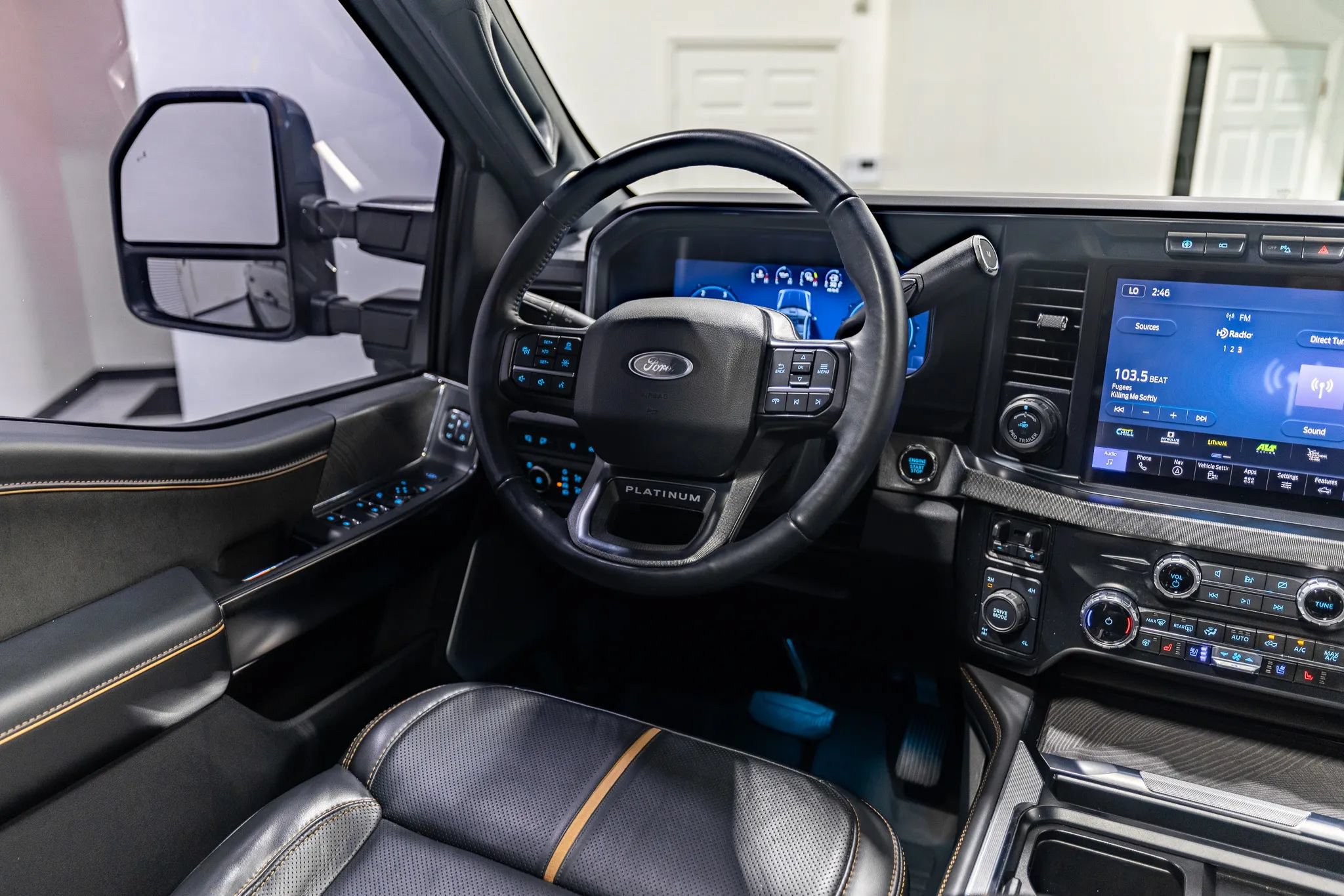 Used 2024 Ford F250 Platinum AWD/4WD image 43