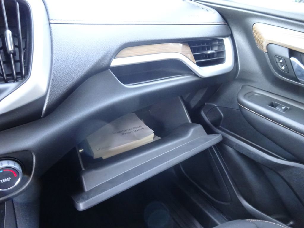 Certified 2021 GMC Terrain SLE w/ LPO, Floor Liner Package FWD image 30