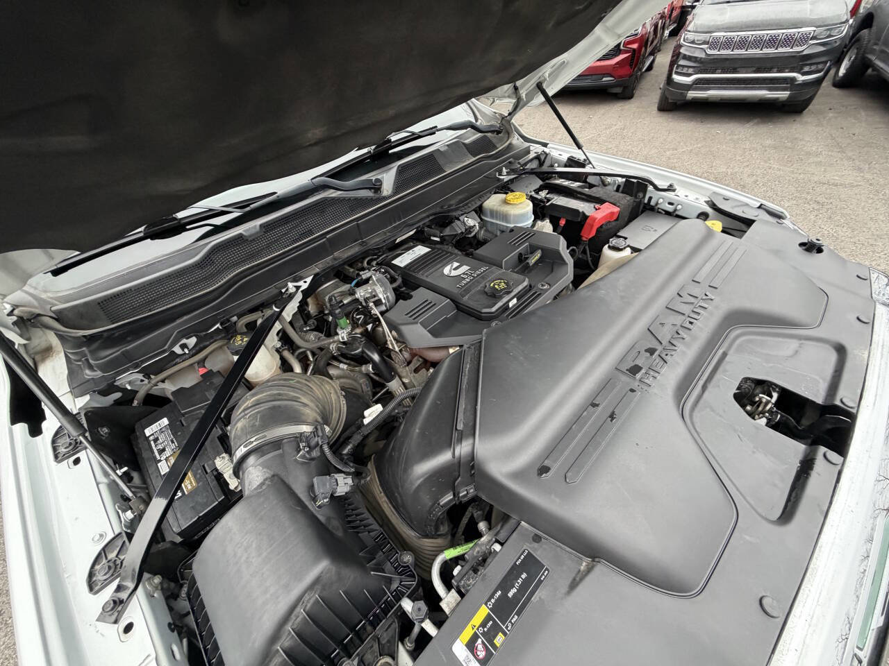 Used 2022 RAM 2500 Tradesman w/ Chrome Appearance Group image 14