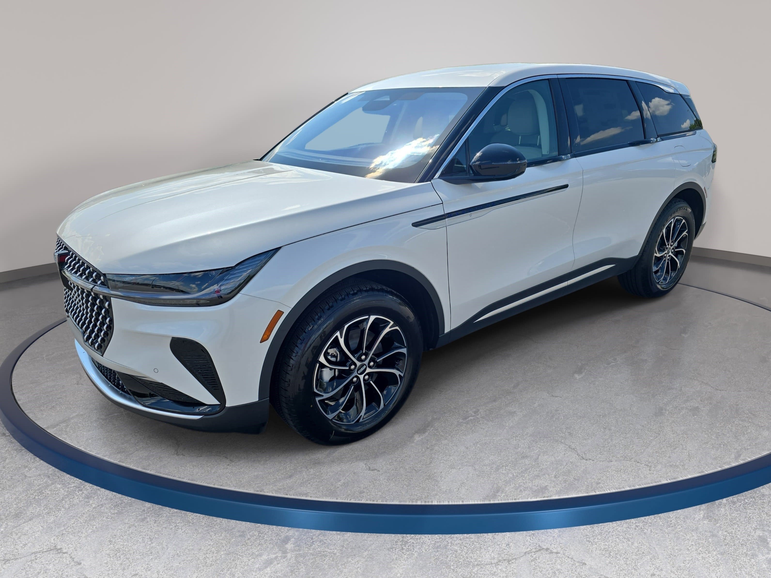 New 2026 Lincoln Nautilus Premier AWD/4WD image 1