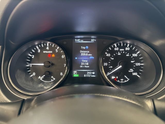 Used 2017 Nissan Rogue SV image 15