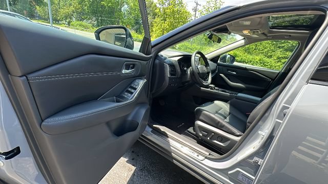 Used 2026 Nissan Rogue Dark Armor AWD/4WD image 26