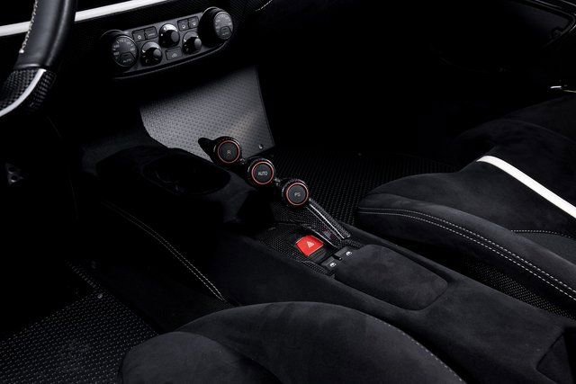 Certified 2020 Ferrari 488 Pista Coupe image 31