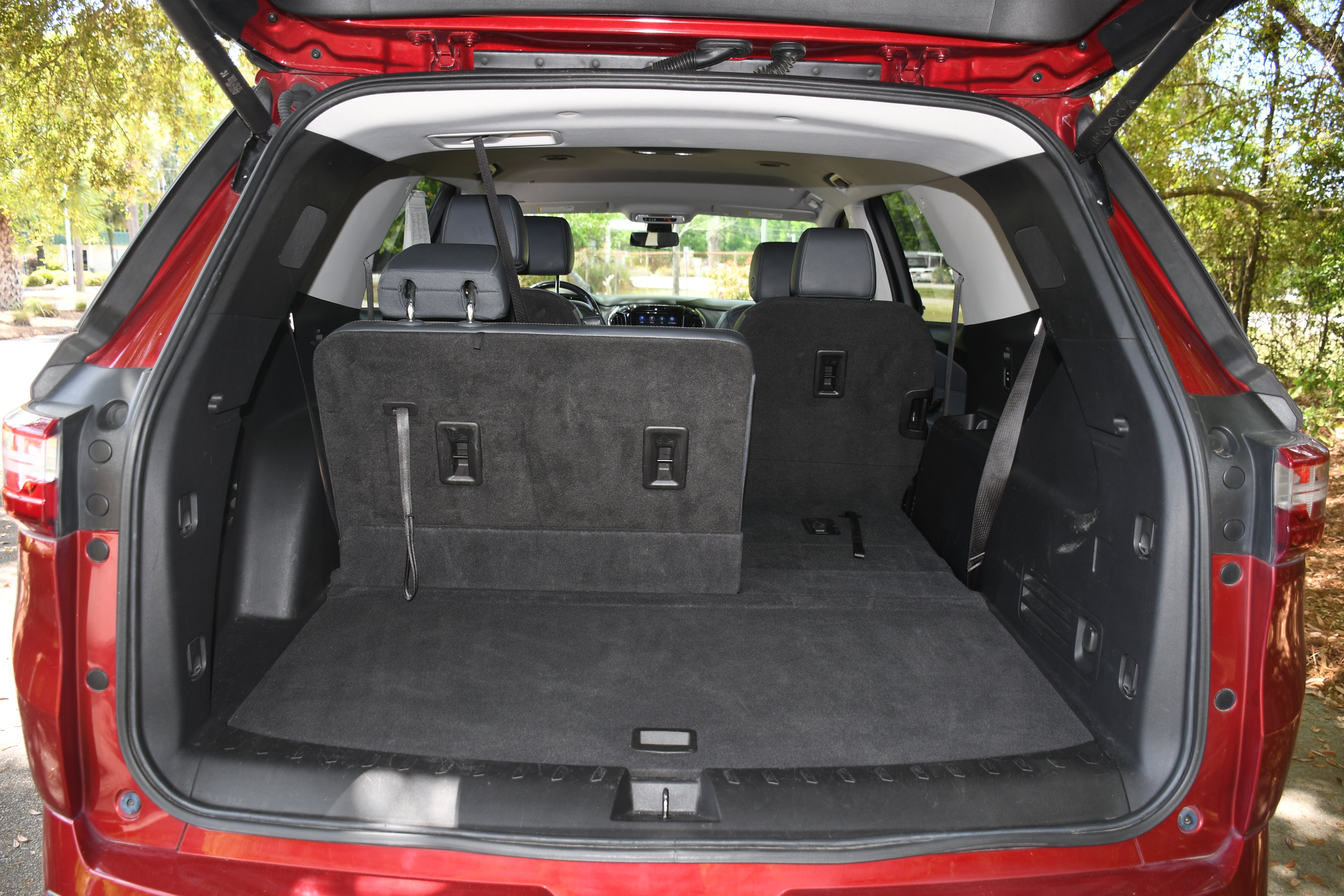 Used 2020 Chevrolet Traverse Premier FWD image 19