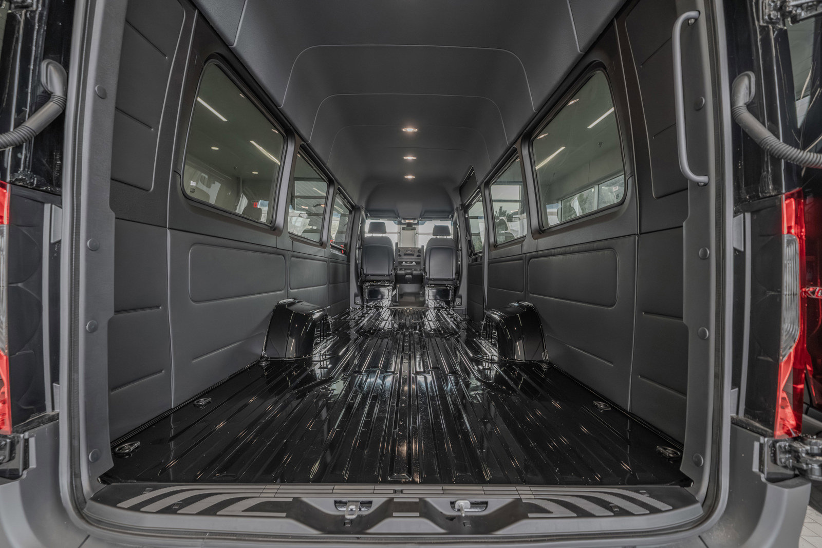 New 2025 Mercedes-Benz Sprinter 3500 image 33