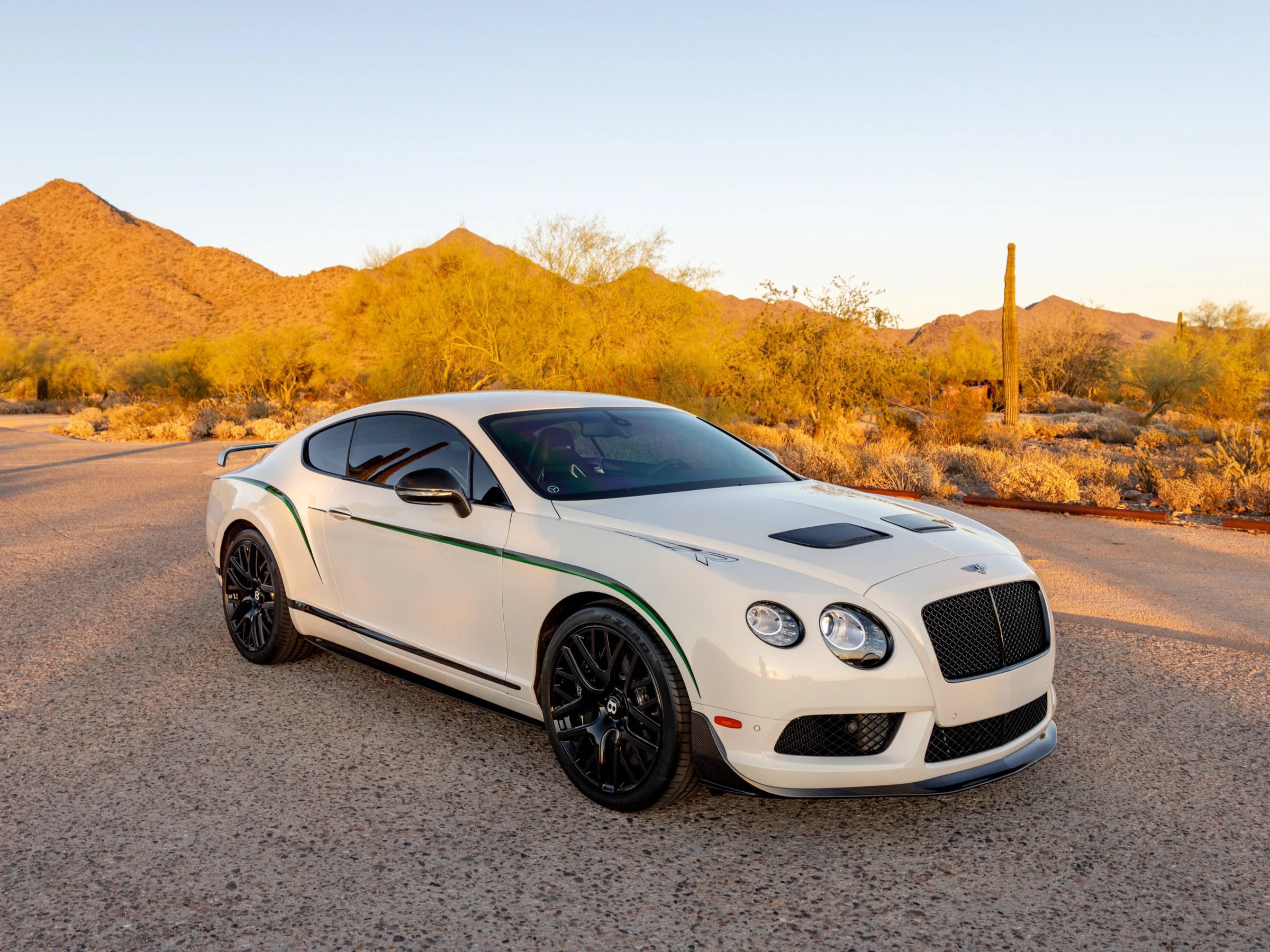 Used 2015 Bentley Continental GT3-R AWD/4WD image 22