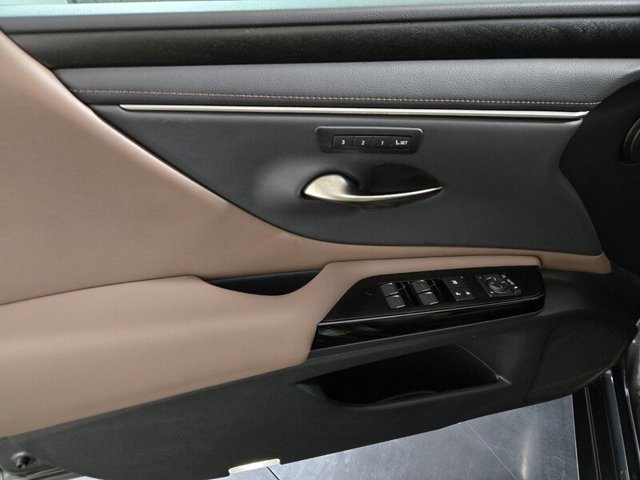 Certified 2023 Lexus ES 350 w/ Premium Package FWD image 29