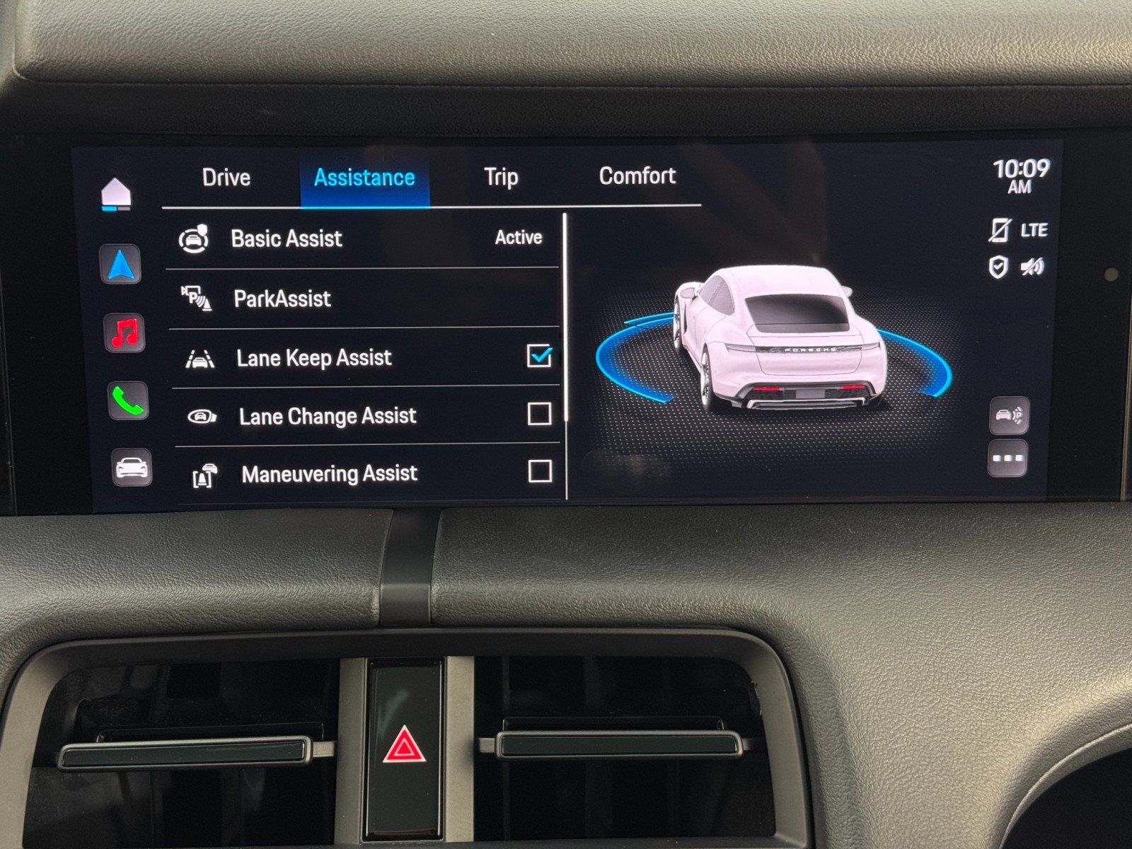 Used 2023 Porsche Taycan 4S w/ Premium Package image 27