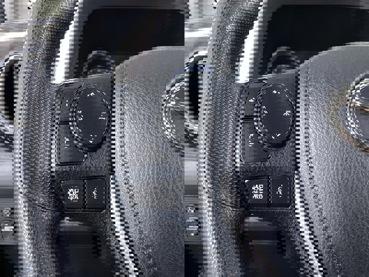 Used 2018 Toyota RAV4 LE w/ All Weather Liner Package image 24