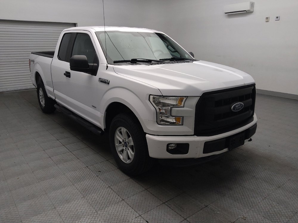 Used 2015 Ford F150 XL w/ Equipment Group 101A Mid AWD/4WD image 13