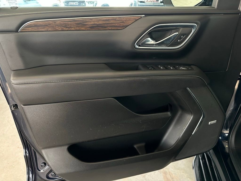 Used 2023 Chevrolet Tahoe Premier image 12