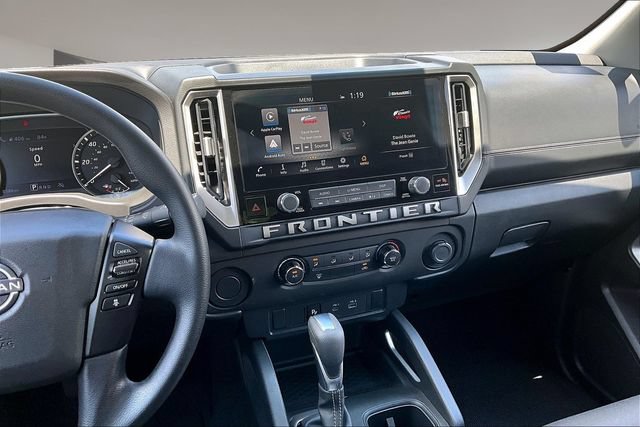 Used 2025 Nissan Frontier SV RWD image 10