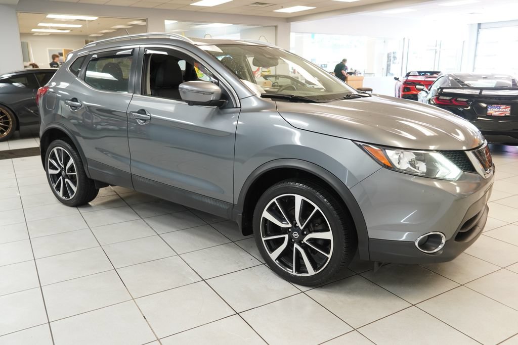 Used 2019 Nissan Rogue Sport SL w/ Premium Package AWD/4WD image 14