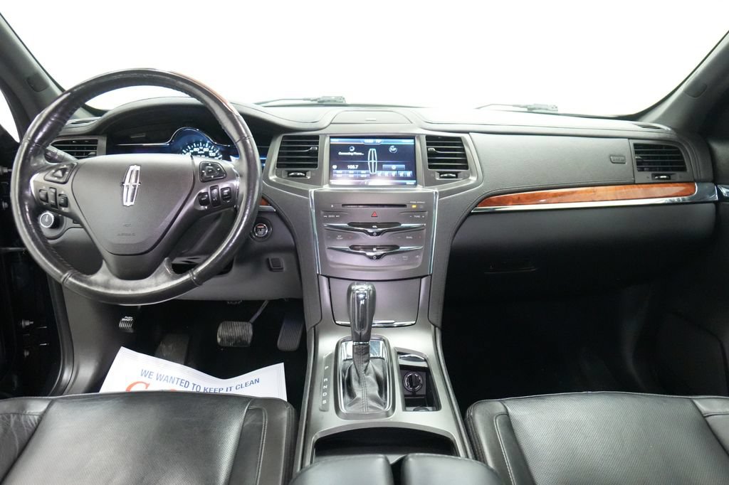Used 2013 Lincoln MKS AWD image 32