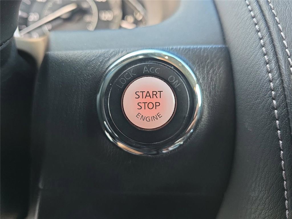Used 2019 Nissan Armada Platinum w/ Captain's Chairs Package AWD/4WD image 27