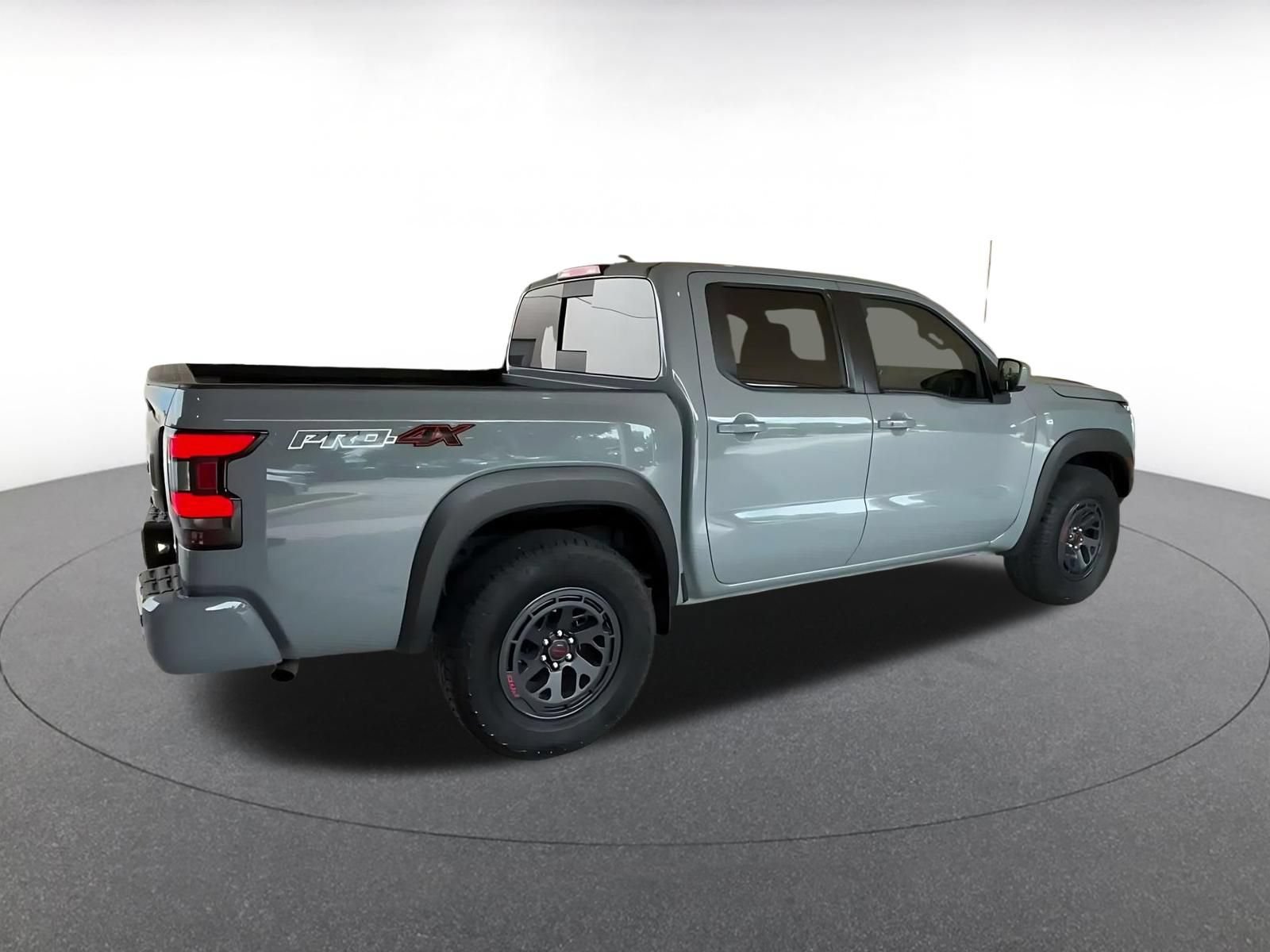 Used 2026 Nissan Frontier PRO-4X AWD/4WD image 13