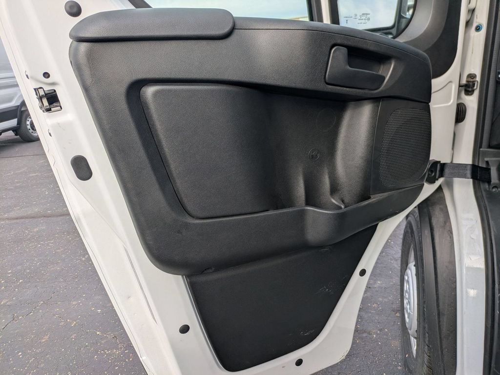 Used 2024 RAM ProMaster 2500 FWD image 18
