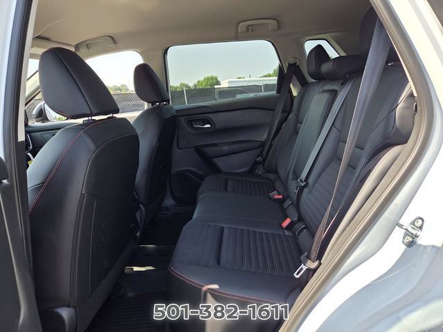 Used 2026 Nissan Rogue SV AWD/4WD image 14