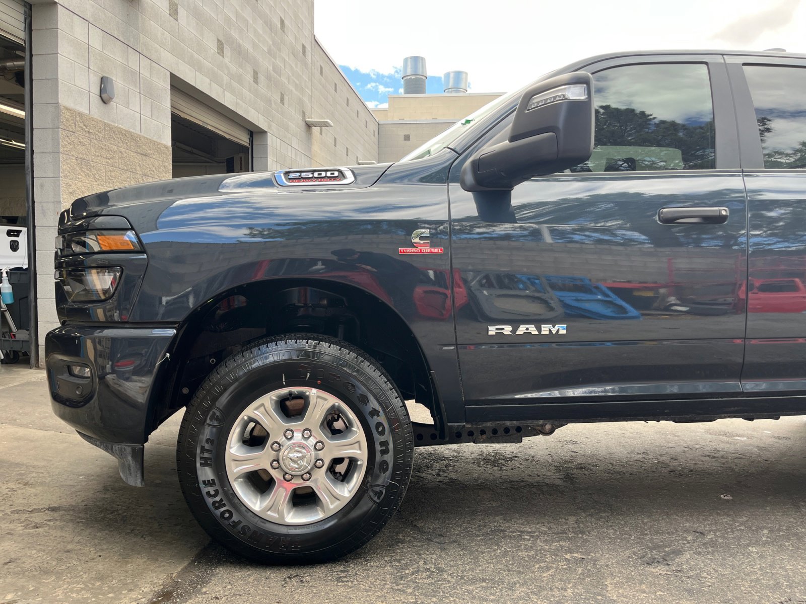 New 2025 RAM 2500 Big Horn AWD/4WD image 9