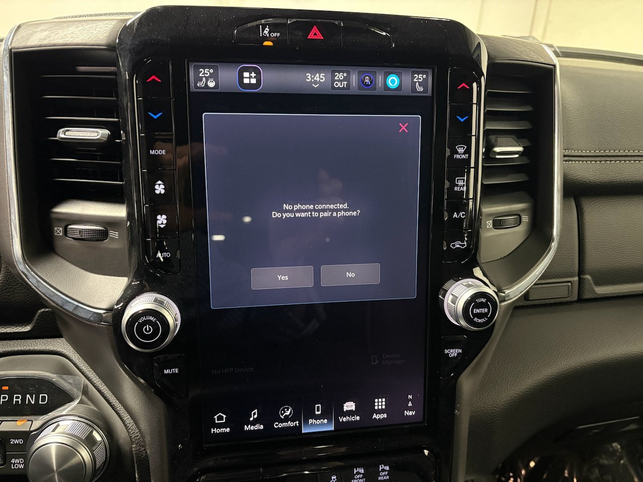 Used 2026 RAM 1500 Laramie AWD/4WD image 18