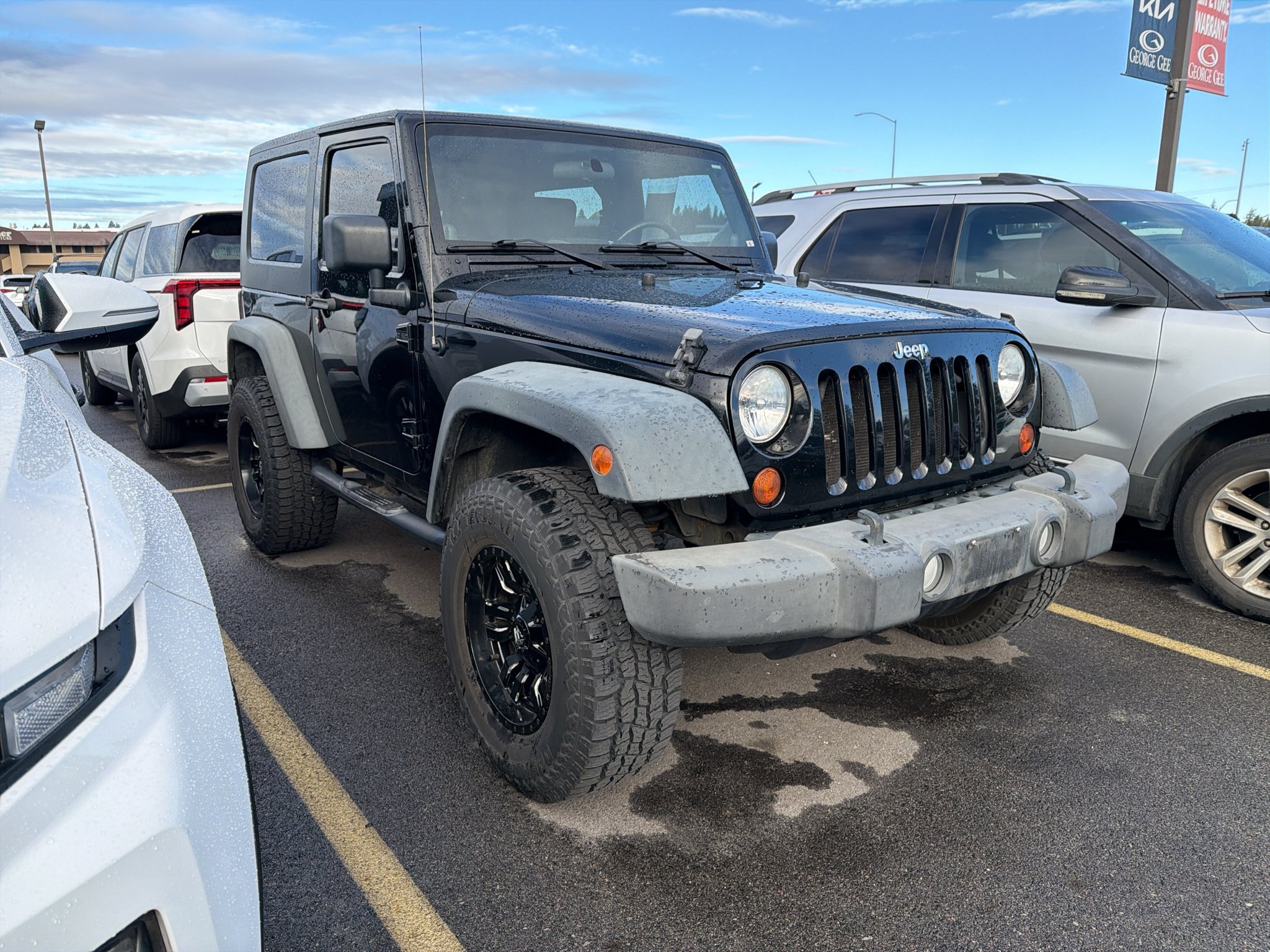 Used 2010 Jeep Wrangler Rubicon w/ Dual Top Group AWD/4WD image 3