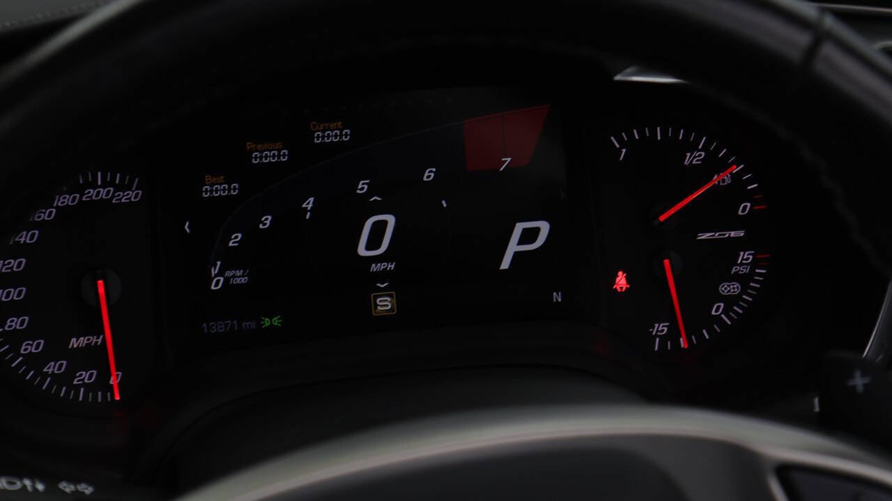 Used 2019 Chevrolet Corvette Z06 RWD image 21