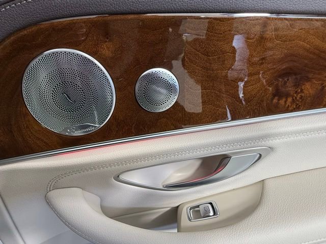 Used 2017 Mercedes-Benz E 300 4MATIC image 30