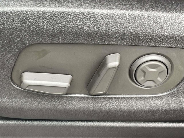 New 2026 Kia Carnival EX image 27