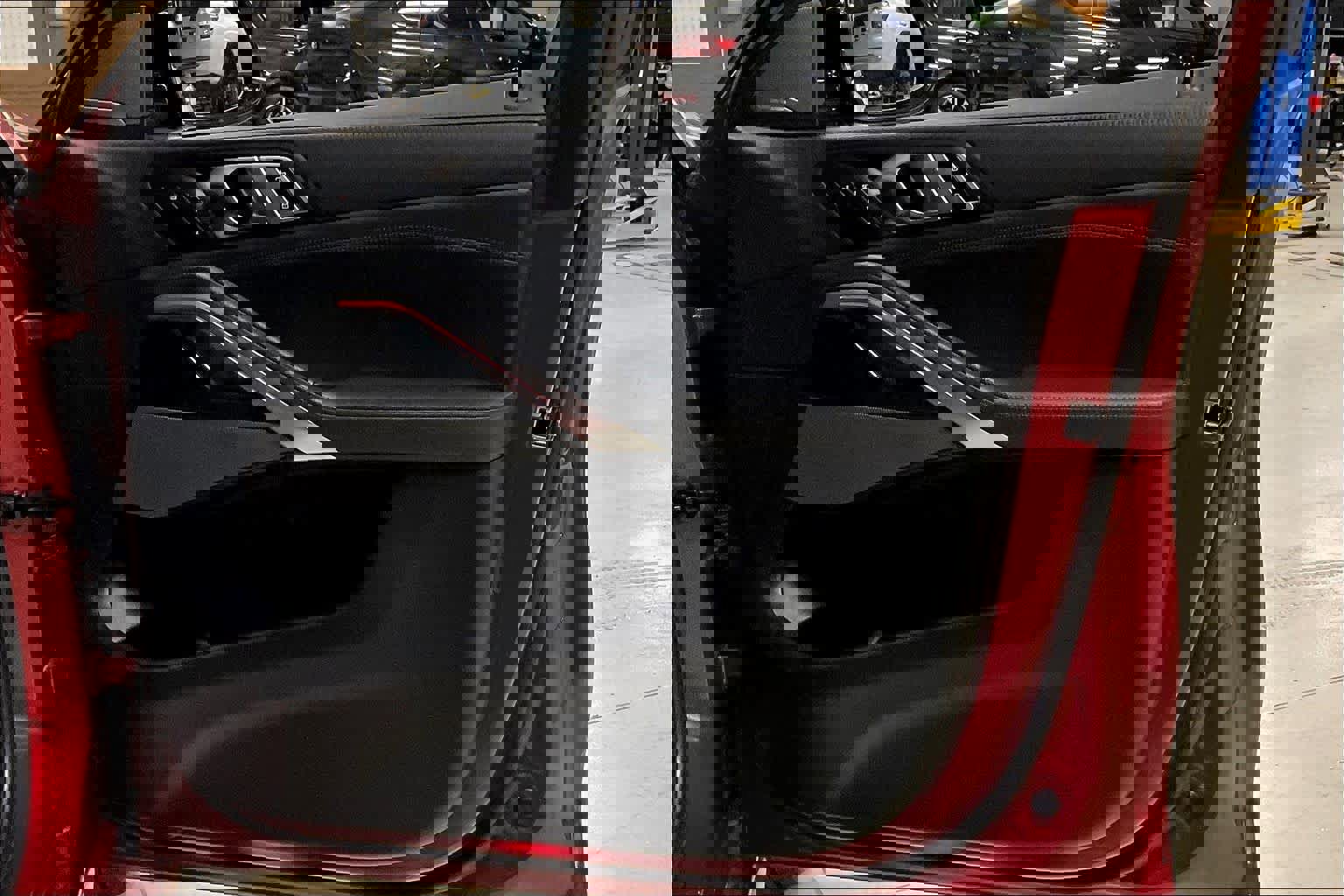 Used 2023 BMW X6 xDrive40i w/ Executive Package image 42