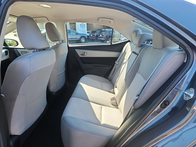 Used 2015 Toyota Corolla LE FWD image 10