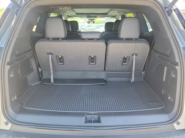 New 2026 GMC Acadia Elevation w/ Elevation Premium Package AWD/4WD image 6
