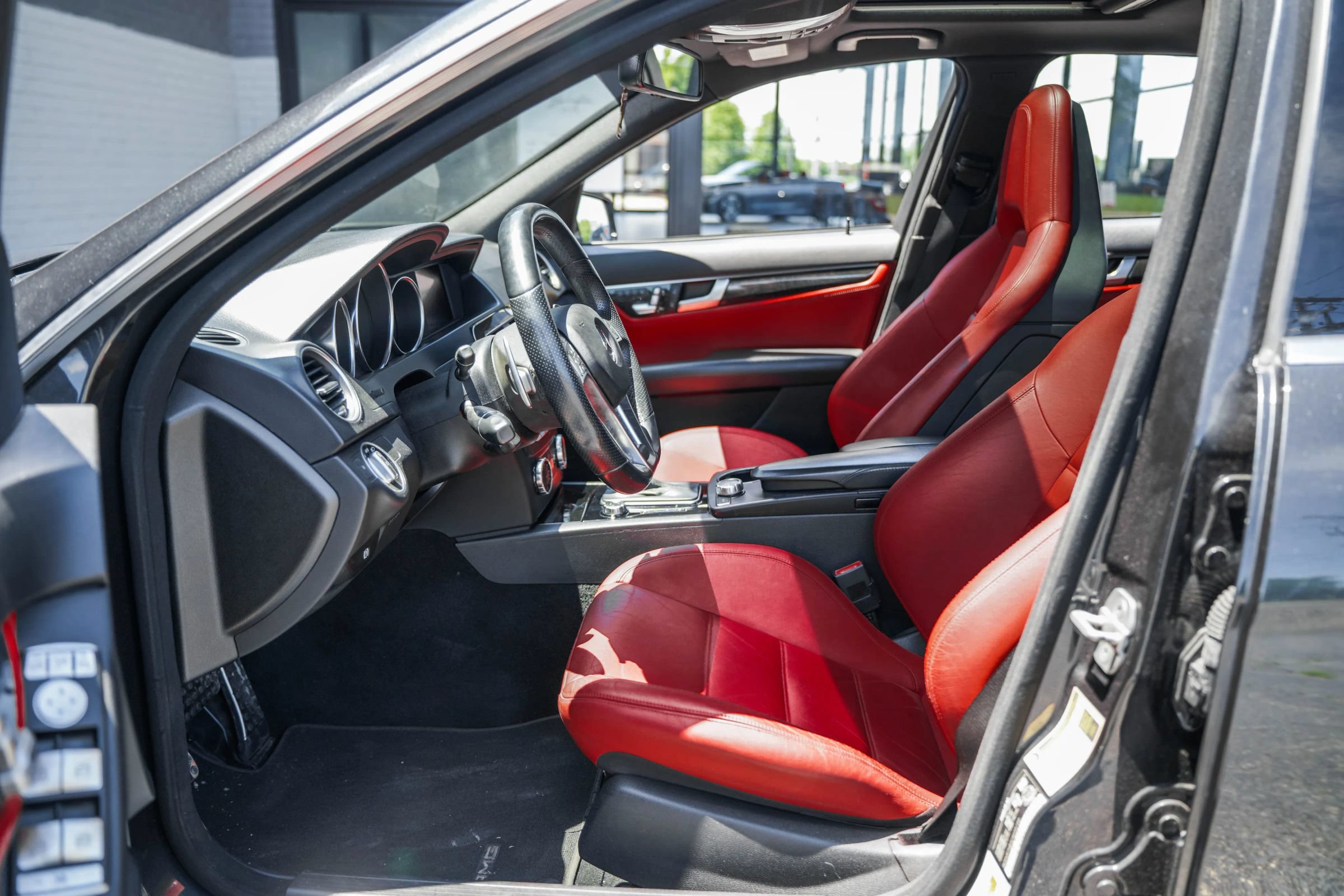 Used 2012 Mercedes-Benz C 63 AMG Sedan image 12