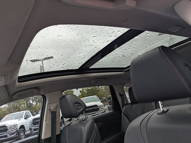 Used 2022 Acura MDX SH-AWD w/ Technology Package image 22