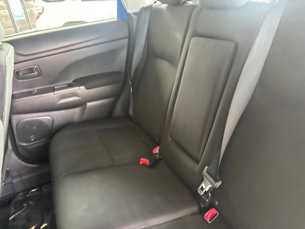 Used 2015 Mitsubishi Outlander Sport ES image 19