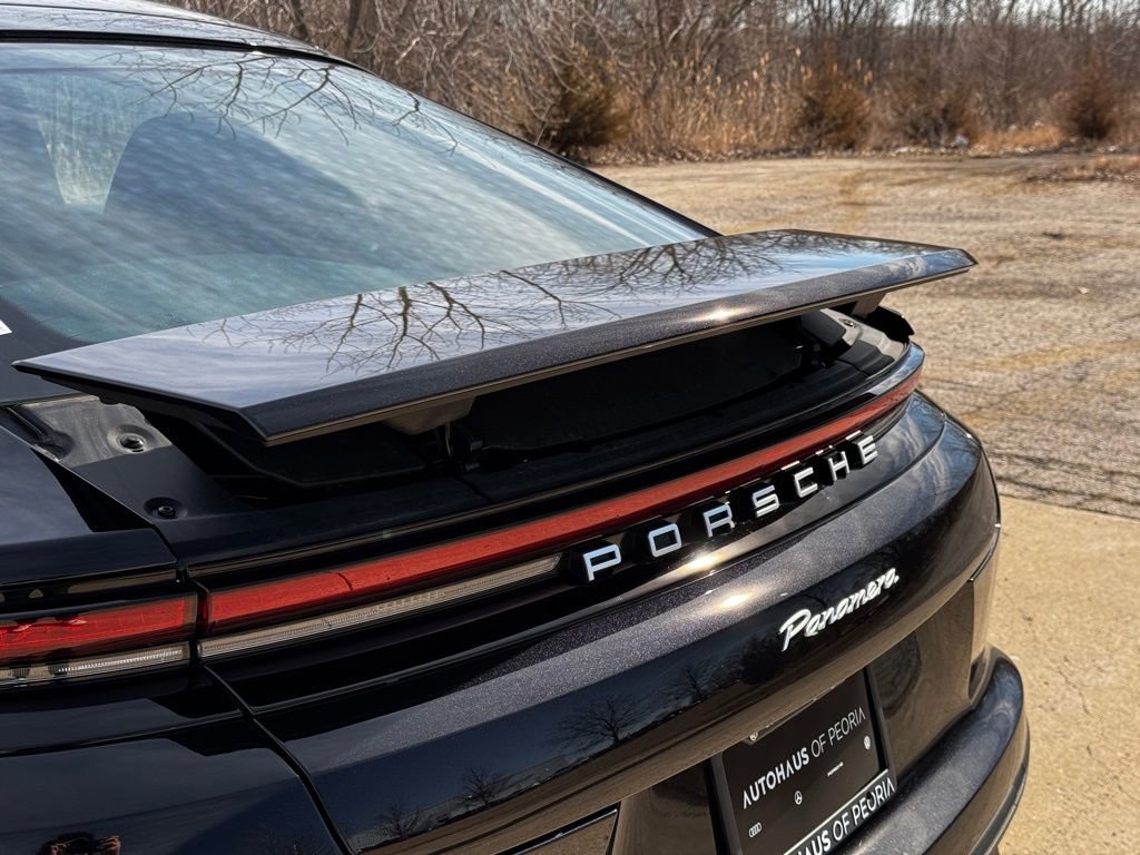 Used 2024 Porsche Panamera image 13