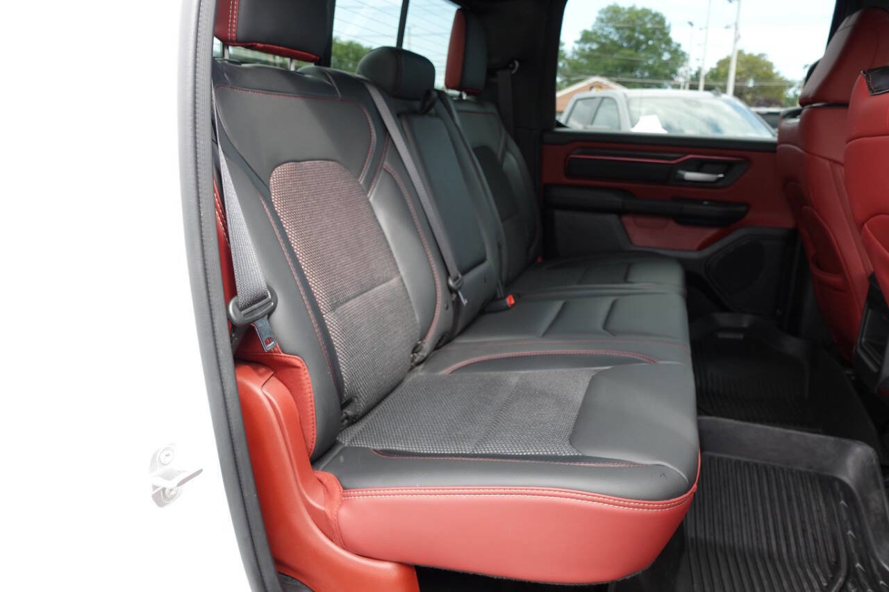 Used 2025 RAM 1500 Rebel image 30