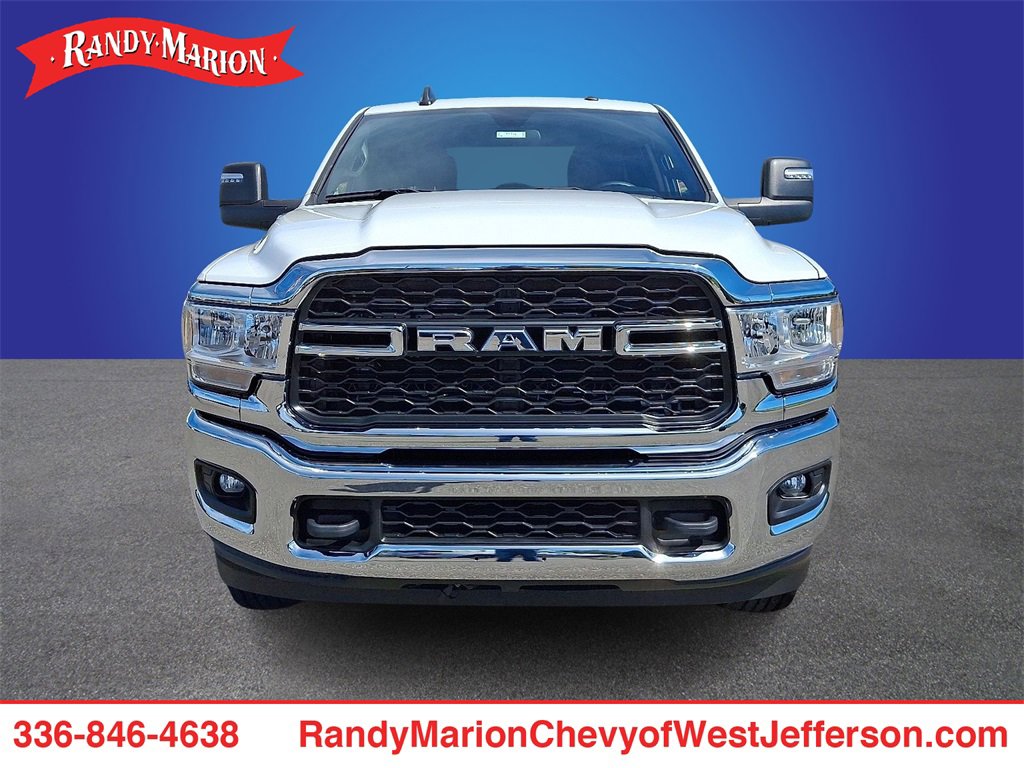 Used 2023 RAM 3500 Tradesman w/ Chrome Appearance Group video 2