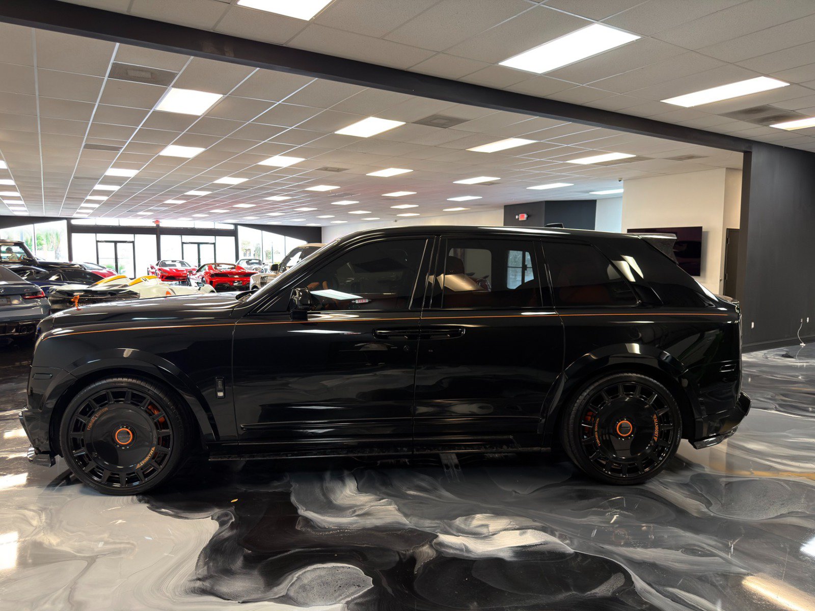 Used 2023 Rolls-Royce Cullinan AWD/4WD image 8