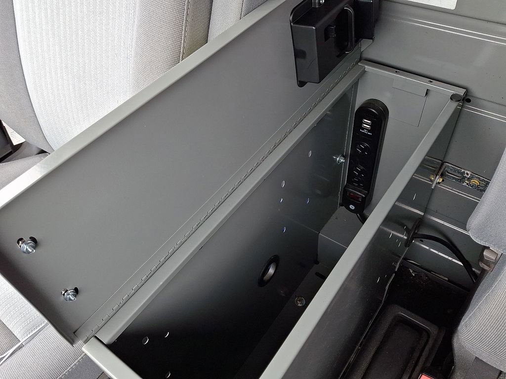 Used 2018 Ford Transit 250 148 Low Roof RWD image 27