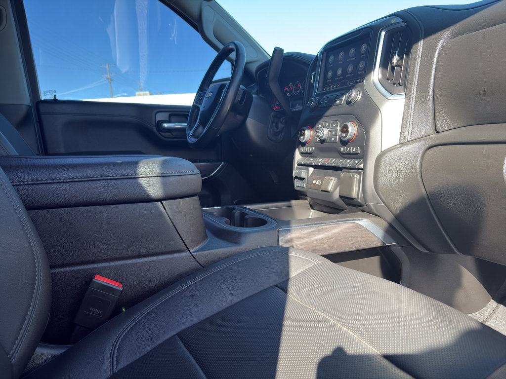 Used 2021 Chevrolet Silverado 1500 LTZ image 19