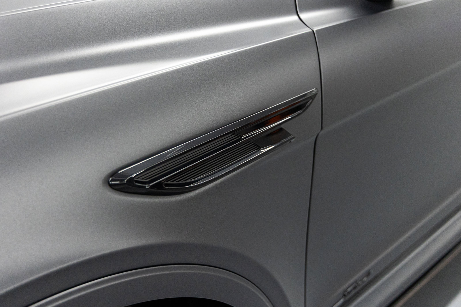 New 2026 Bentley Bentayga Speed AWD/4WD image 16