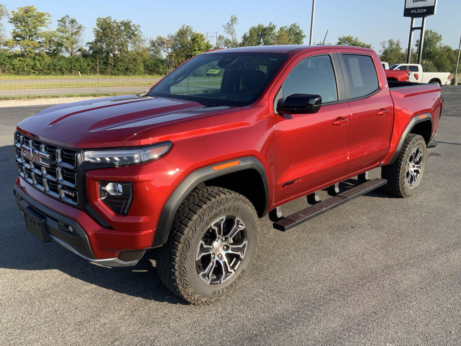 Used 2024 GMC Canyon AT4 w/ Canyon Safety Plus Package AWD/4WD image 4