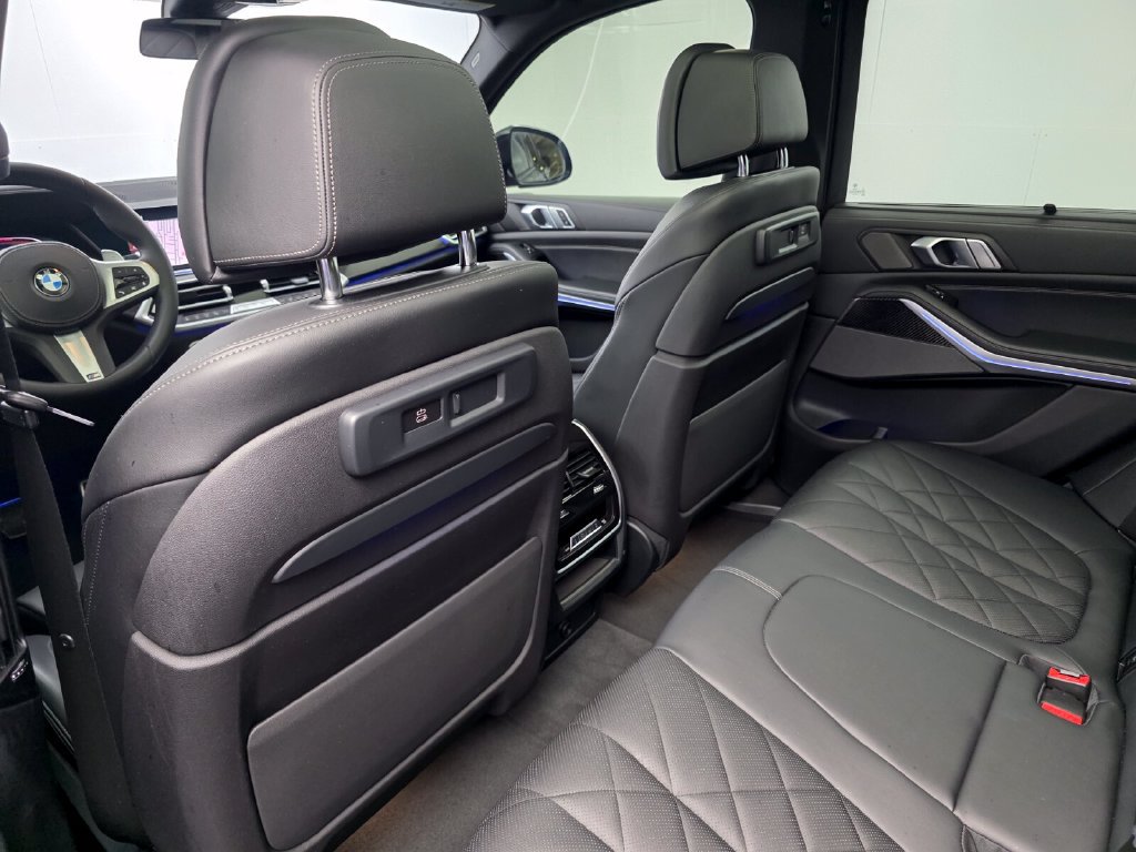 Certified 2023 BMW X5 M50i w/ Executive Package AWD/4WD image 15