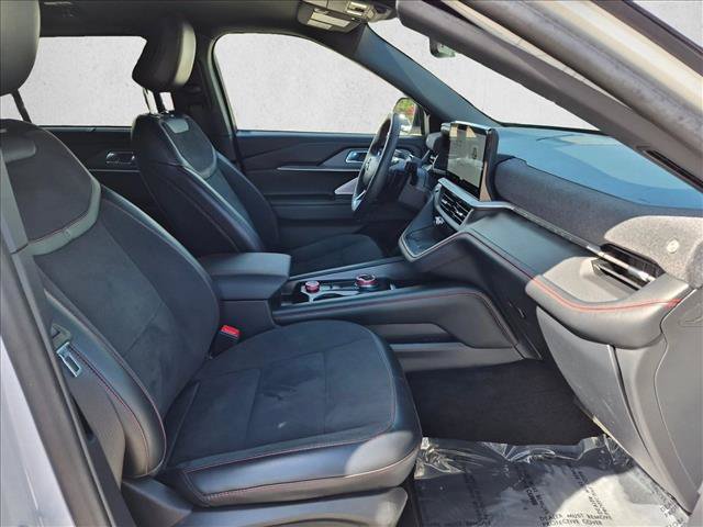 Used 2025 Ford Explorer ST AWD/4WD image 21
