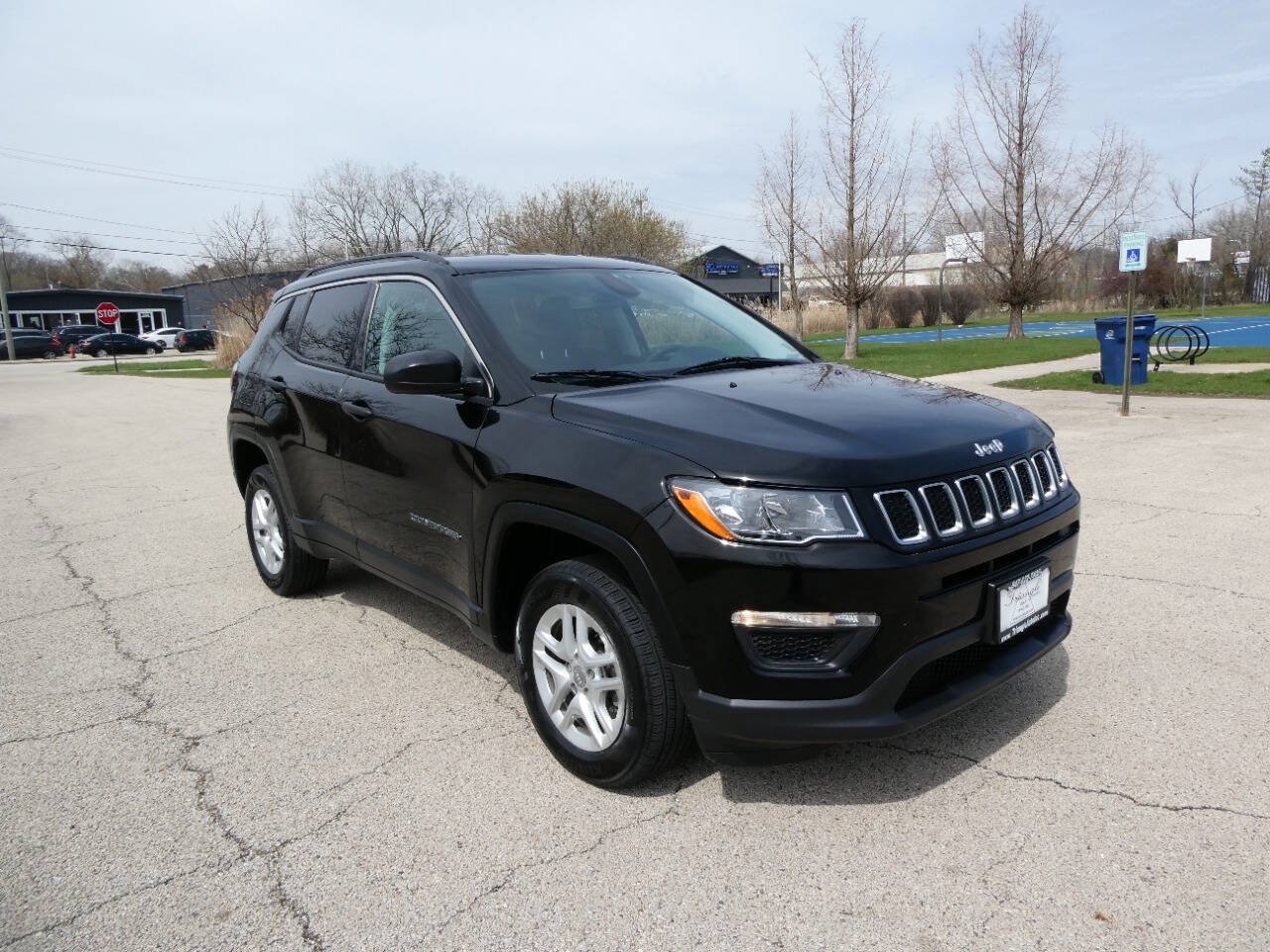 Used 2019 Jeep Compass Sport AWD/4WD image 3