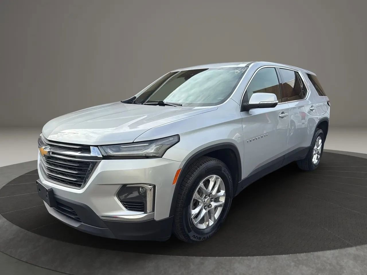 Used 2022 Chevrolet Traverse LS