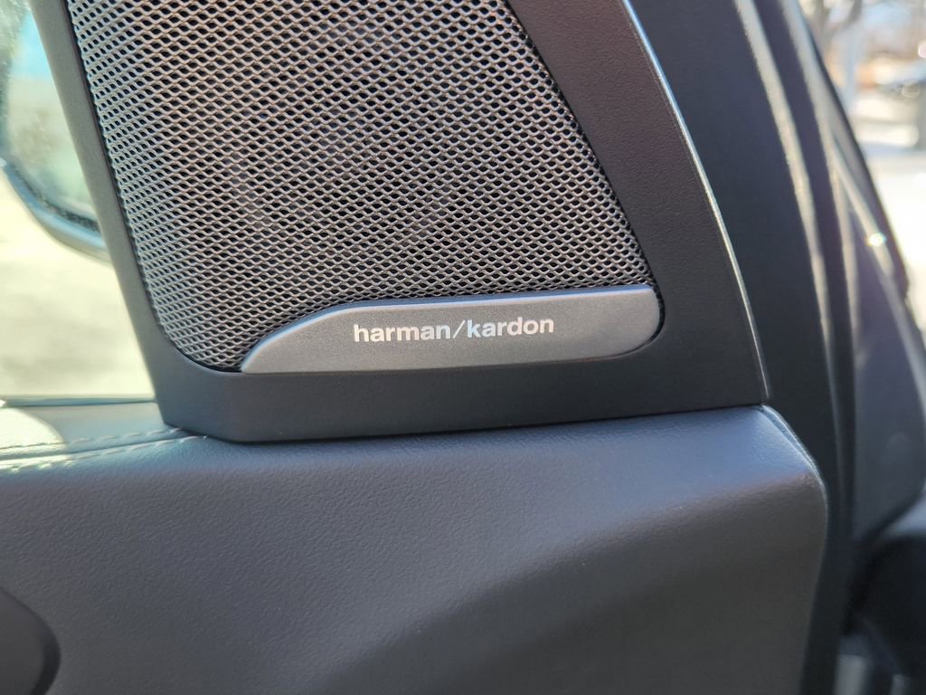 New 2026 BMW X5 xDrive50e image 16